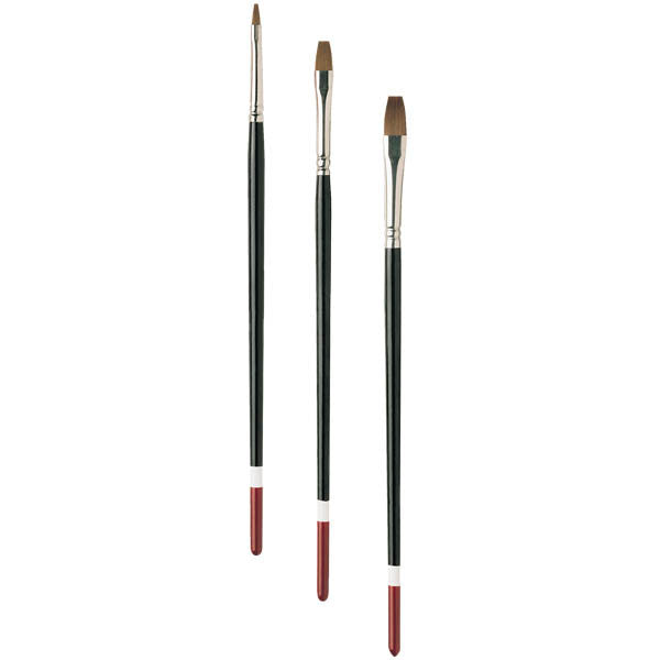 The Series 99 Connoisseur is an artist’s watercolour brush produced by Pro Arte. It is formed from a carefully calculated blend of Prolene and sable. A great deal of effort was put into producing this range but the result is remarkable. The Connoisseur looks and feels like a sable, but it also delights the cost conscious with long-lasting synthetic content, which helps to keep the price way below a Kolinsky sable.